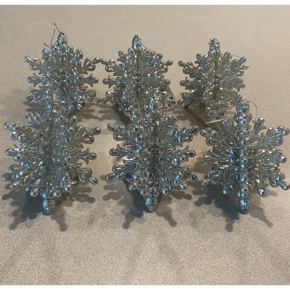 Silver glitter snowflake ornaments Christmas - Picture 1 of 4
